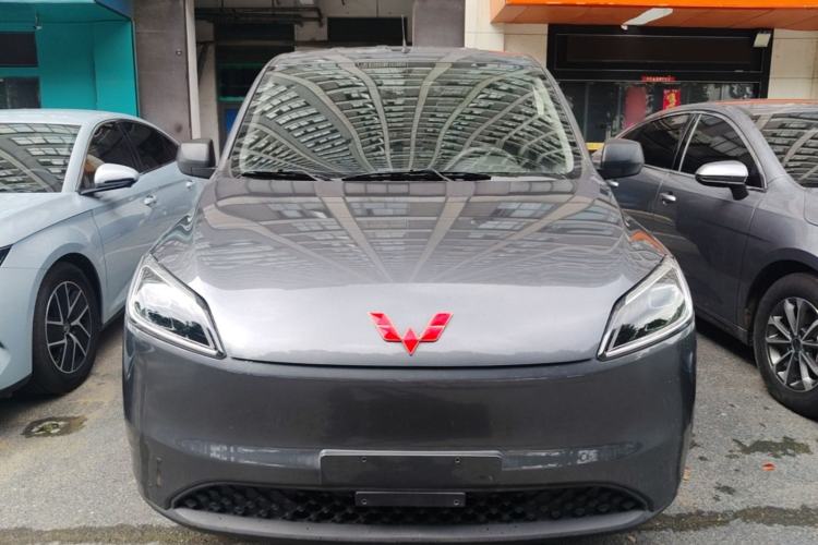 Used Wuling Hongguang New Energy 2024 All-Electric Model 300KM Standard Version Front