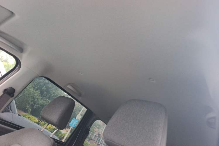 Used Wuling Hongguang New Energy 2024 All-Electric Model 300KM Practical Version Headliner
