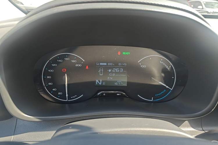 Used Wuling Hongguang New Energy 2024 All-Electric Model 300KM Standard Version Instrument Cluster