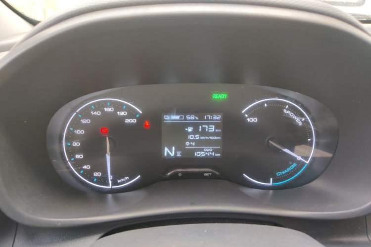 Used Wuling Hongguang New Energy 2024 All-Electric Model 300KM Standard Version Instrument Cluster