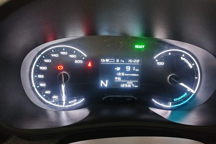 Used Wuling Hongguang New Energy 2024 All-Electric Model 300KM Practical Version Instrument Cluster