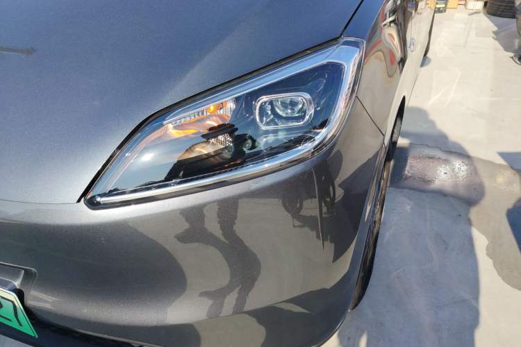 Used Wuling Hongguang New Energy 2024 All-Electric Model 300KM Practical Version Left Front Headlight