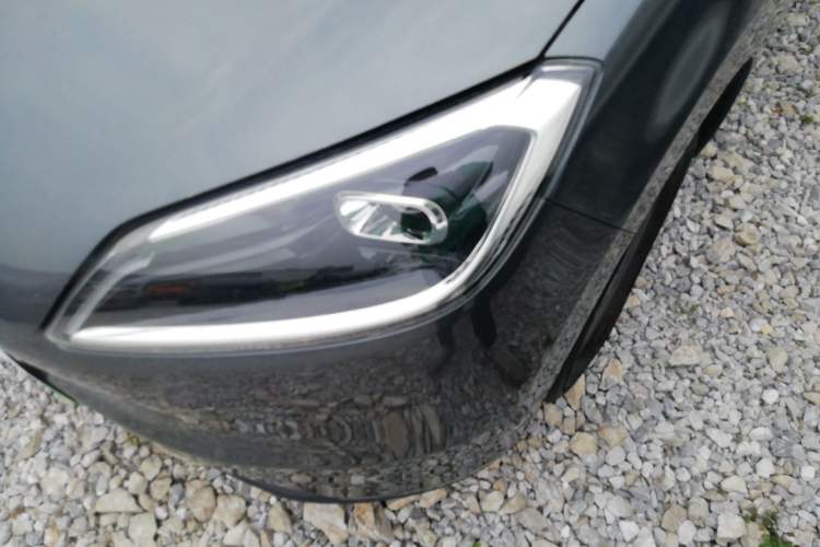 Used Wuling Hongguang New Energy 2024 All-Electric Model 300KM Standard Version Left Front Headlight