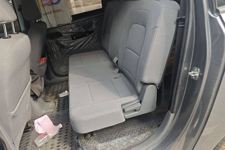 Used Wuling Hongguang New Energy 2024 All-Electric Model 300KM Standard Version Left Rear Seat