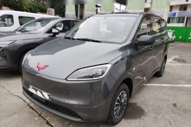 Used Wuling Hongguang New Energy 2024 All-Electric Model 300KM Standard Version