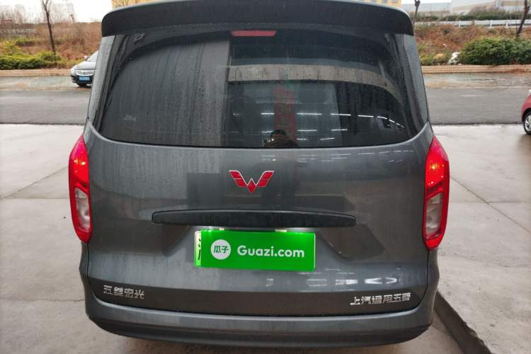 Used Wuling Hongguang New Energy 2024 All-Electric Model 300KM Practical Version Rear