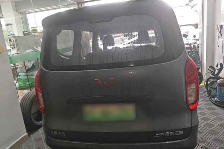 Used Wuling Hongguang New Energy 2024 All-Electric Model 300KM Practical Version Rear
