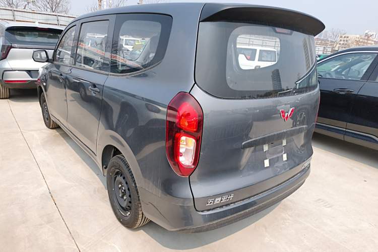 Used Wuling Hongguang New Energy 2024 All-Electric Model 300KM Standard Version Rear Left 45 Deg