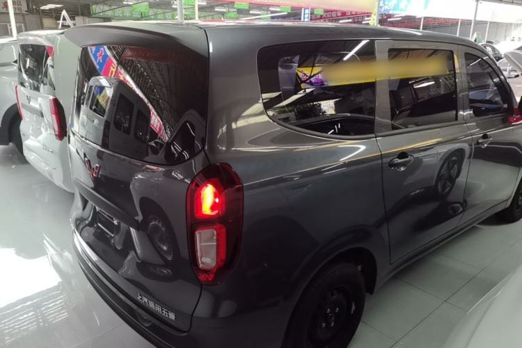 Used Wuling Hongguang New Energy 2024 All-Electric Model 300KM Standard Version Rear Right 45 Deg