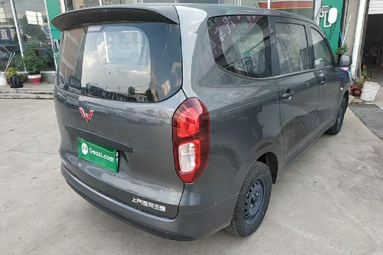 Used Wuling Hongguang New Energy 2024 All-Electric Model 300KM Standard Version Rear Right 45 Deg