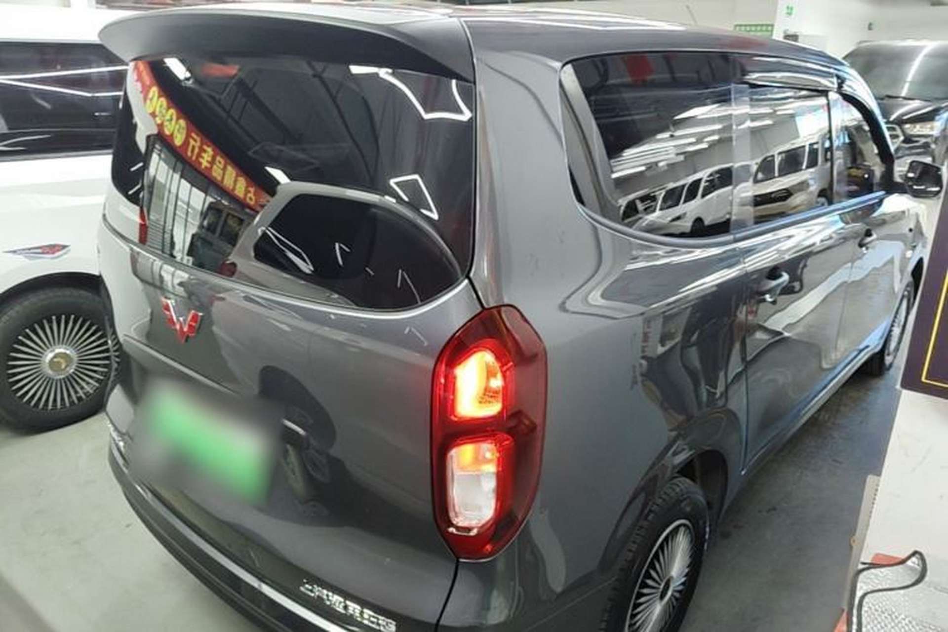 Used Wuling Hongguang New Energy 2024 All-Electric Model 300KM Standard Version Rear Right 45 Deg