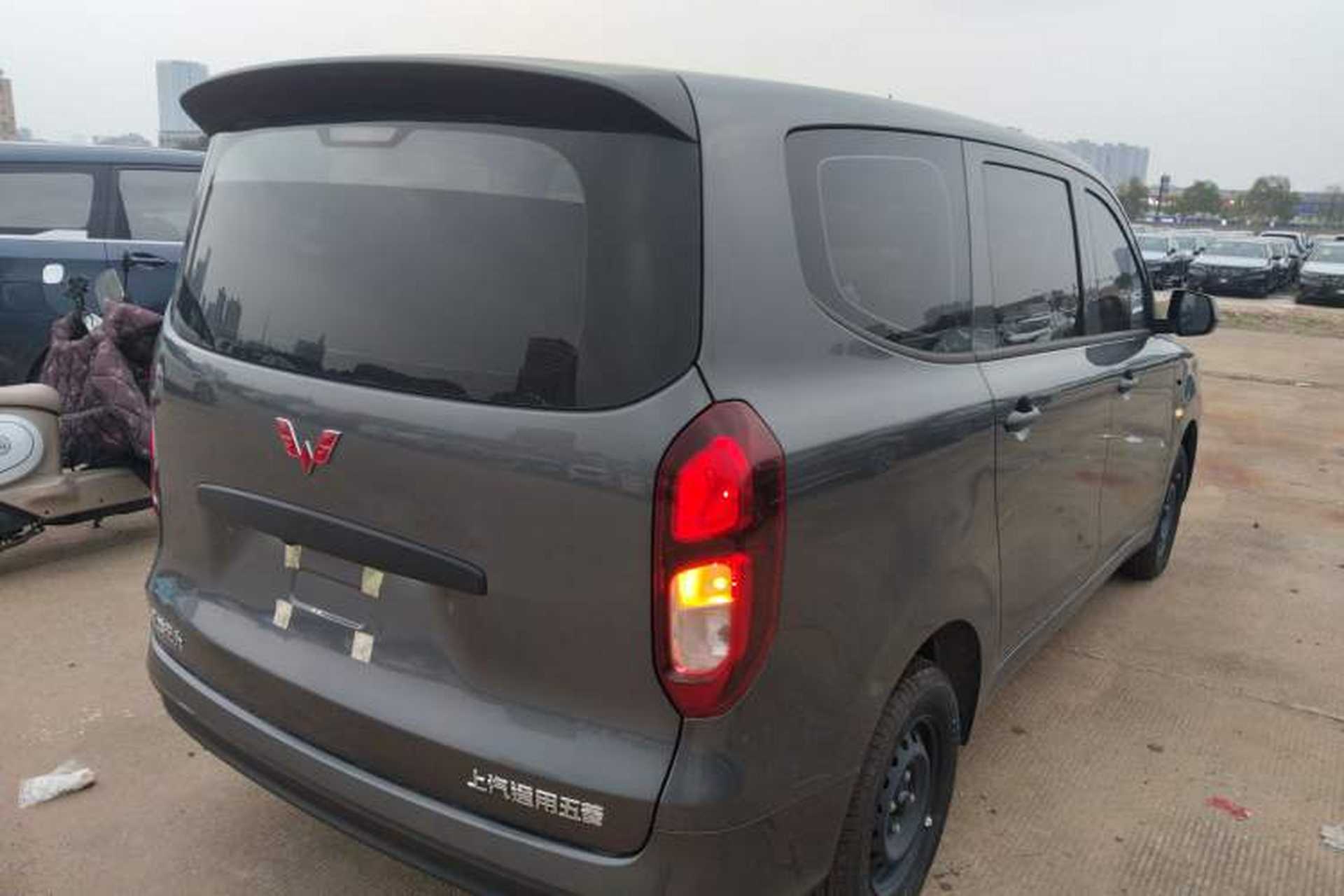 Used Wuling Hongguang New Energy 2024 All-Electric Model 300KM Standard Version Rear Right 45 Deg