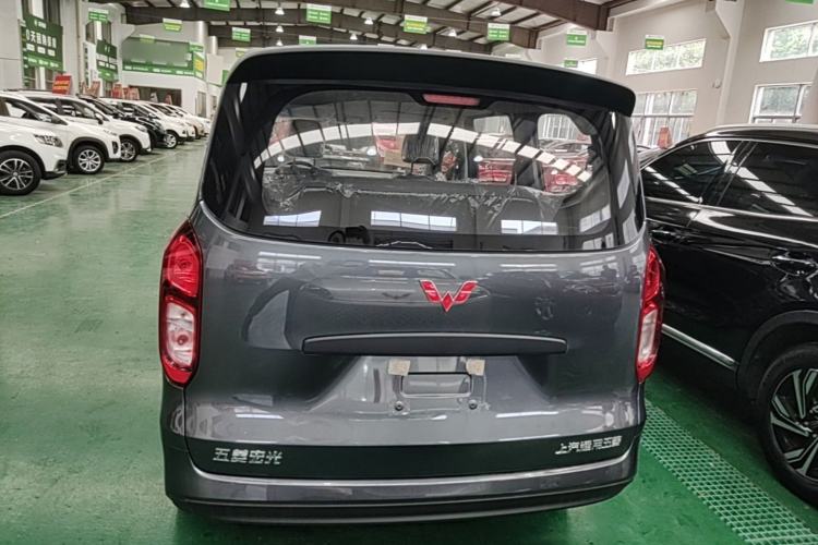 Used Wuling Hongguang New Energy 2024 All-Electric Model 300KM Practical Version Rear