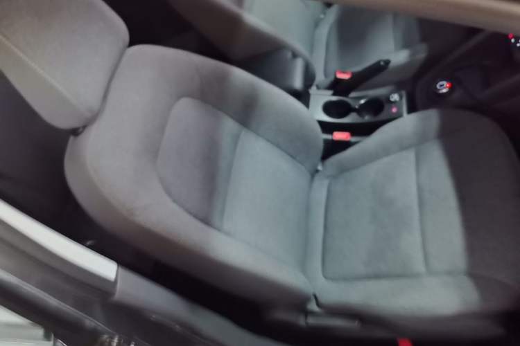 Used Wuling Hongguang New Energy 2024 All-Electric Model 300KM Standard Version Right Front Seat