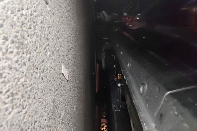 Used Wuling Hongguang New Energy 2024 All-Electric Model 300KM Practical Version Right Side Sill