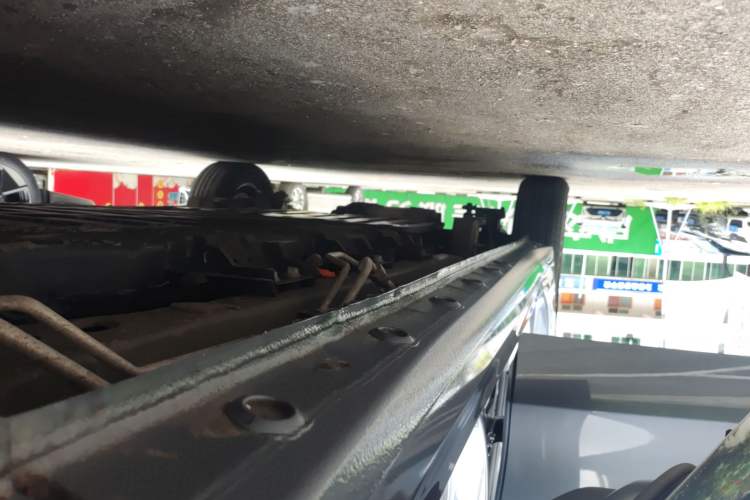 Used Wuling Hongguang New Energy 2024 All-Electric Model 300KM Standard Version Right Side Sill