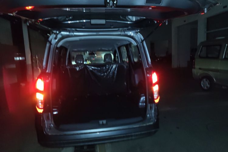 Used Wuling Hongguang New Energy 2024 All-Electric Model 300KM Practical Version Trunk