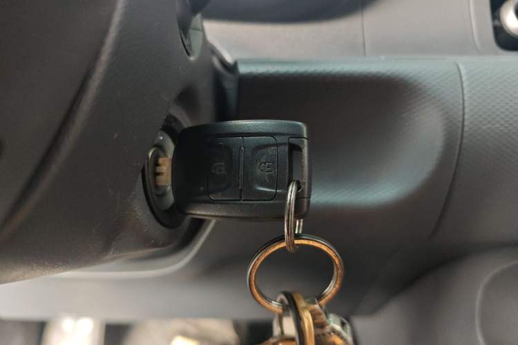 Used Wuling Hongguang New Energy 2024 All-Electric Model 300KM Standard Version Vehicle Key