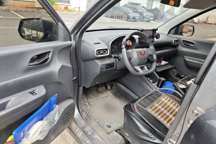 Used Wuling Hongguang New Energy 2024 All-Electric Model 300KM Standard Version Driver Seat