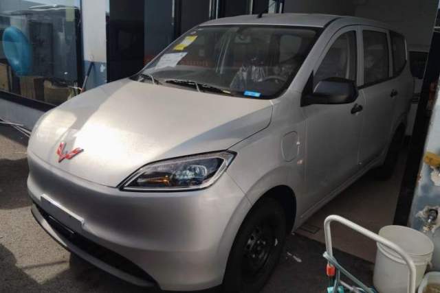 Used Wuling Hongguang New Energy 2024 All-Electric Model 300KM Practical Version