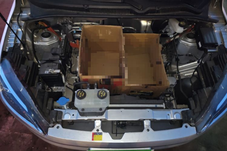 Used Wuling Hongguang New Energy 2024 All-Electric Model 300KM Practical Version Engine Bay