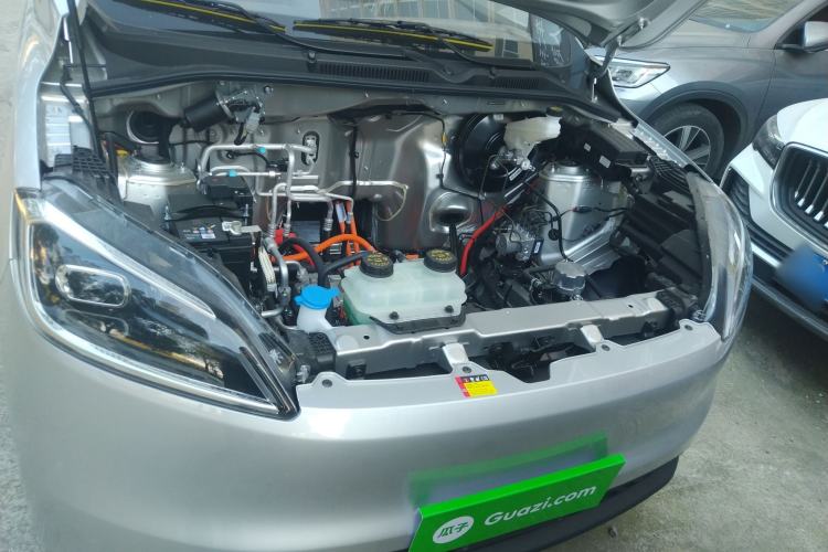 Used Wuling Hongguang New Energy 2024 All-Electric Model 300KM Standard Version Engine Bay