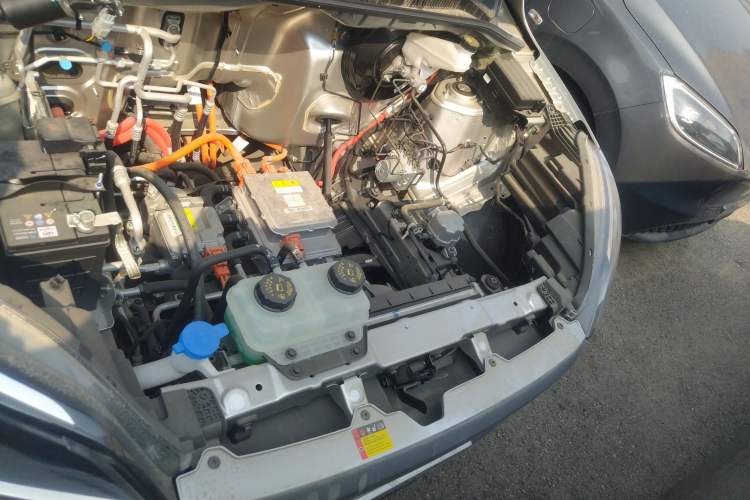 Used Wuling Hongguang New Energy 2024 All-Electric Model 300KM Standard Version Engine Bay