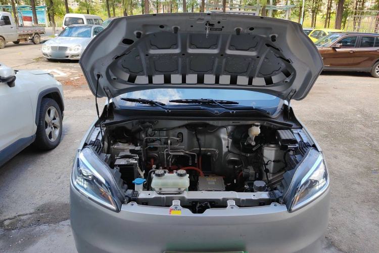 Used Wuling Hongguang New Energy 2024 All-Electric Model 300KM Practical Version Engine Bay
