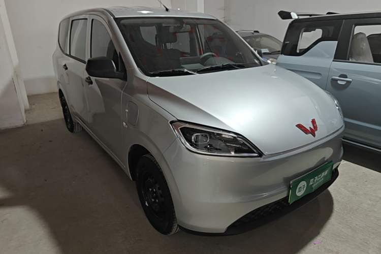 Used Wuling Hongguang New Energy 2024 All-Electric Model 300KM Standard Version Exterior 1