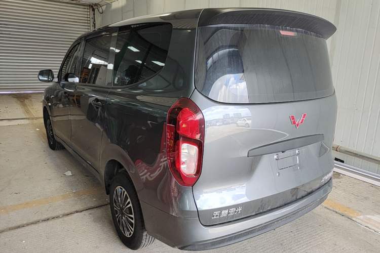 Used Wuling Hongguang New Energy 2024 All-Electric Model 300KM Standard Version Exterior 2