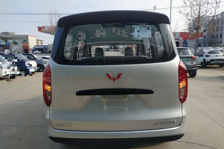 Used Wuling Hongguang New Energy 2024 All-Electric Model 300KM Practical Version Exterior 4