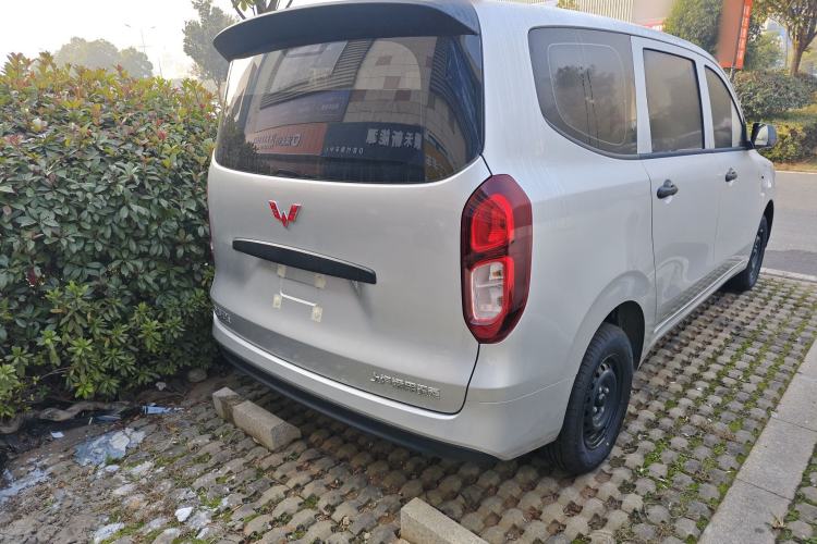 Used Wuling Hongguang New Energy 2024 All-Electric Model 300KM Practical Version Exterior 5