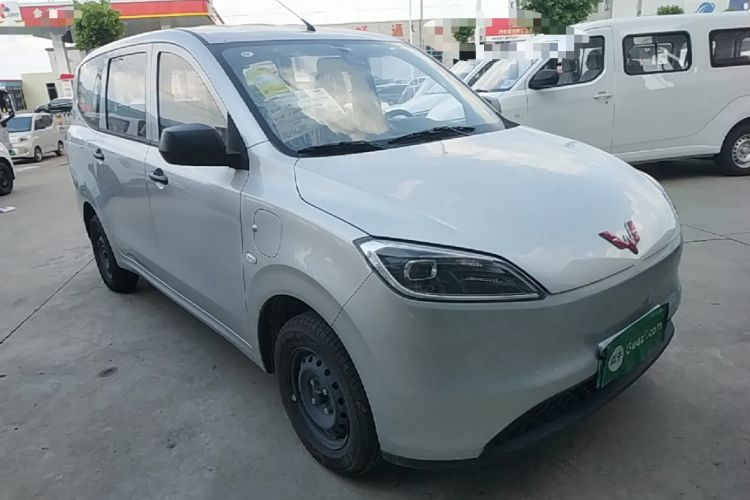 Used Wuling Hongguang New Energy 2024 All-Electric Model 300KM Standard Version Front Right 45 Deg