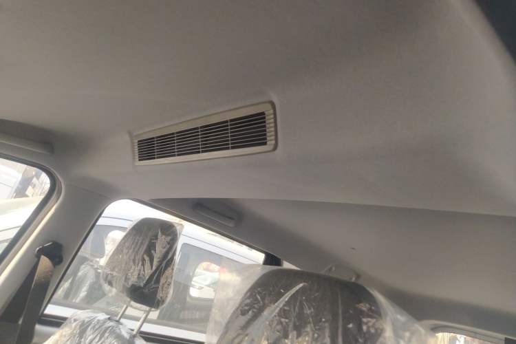 Used Wuling Hongguang New Energy 2024 All-Electric Model 300KM Standard Version Headliner