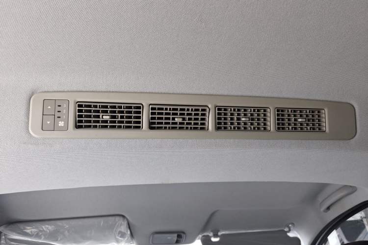 Used Wuling Hongguang New Energy 2024 All-Electric Model 300KM Standard Version Headliner