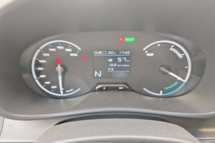 Used Wuling Hongguang New Energy 2024 All-Electric Model 300KM Standard Version Instrument Cluster