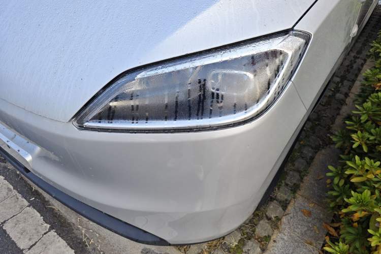 Used Wuling Hongguang New Energy 2024 All-Electric Model 300KM Practical Version Left Front Headlight