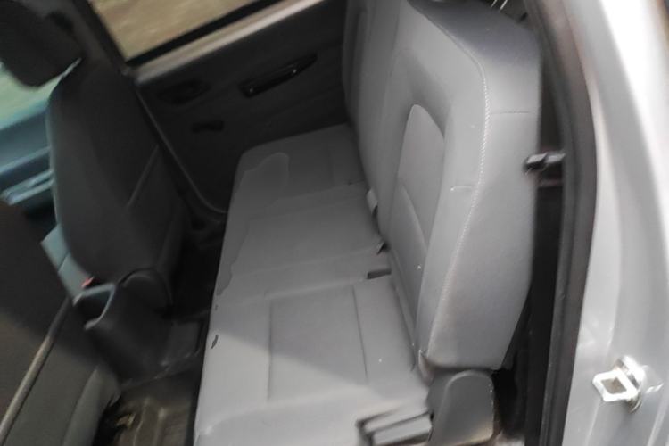 Used Wuling Hongguang New Energy 2024 All-Electric Model 300KM Standard Version Left Rear Seat