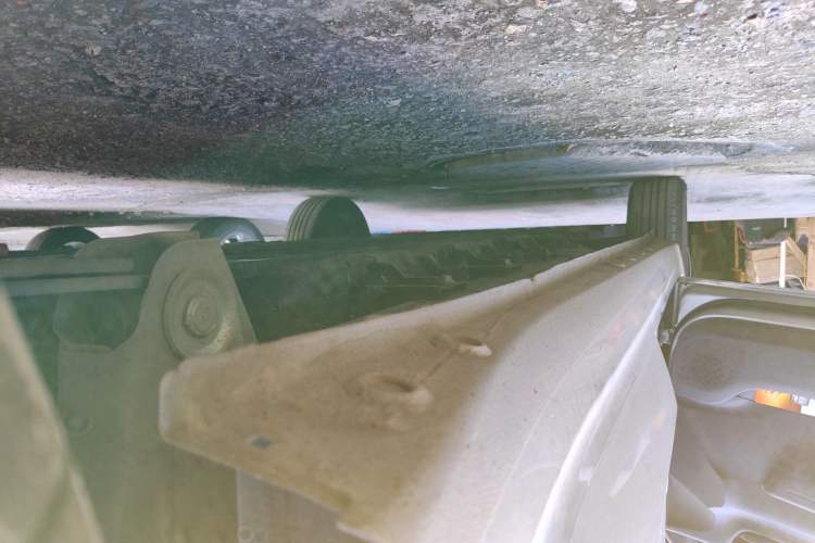Used Wuling Hongguang New Energy 2024 All-Electric Model 300KM Practical Version Left Side Sill
