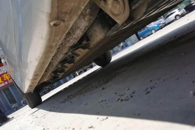 Used Wuling Hongguang New Energy 2024 All-Electric Model 300KM Standard Version Left Side Sill