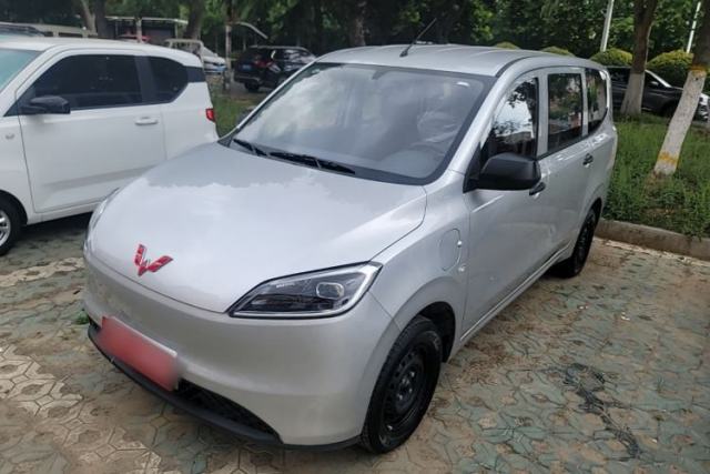 Used Wuling Hongguang New Energy 2024 All-Electric Model 300KM Practical Version