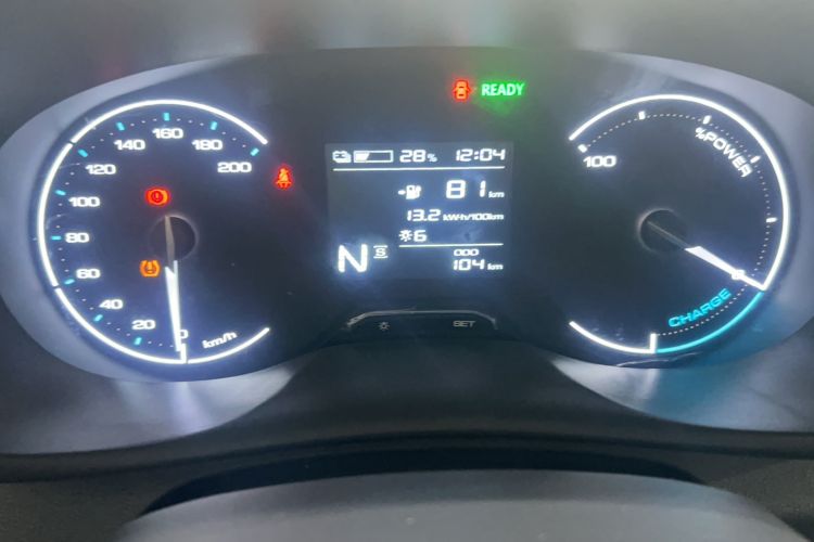 Used Wuling Hongguang New Energy 2024 All-Electric Model 300KM Standard Version Odometer Close Up