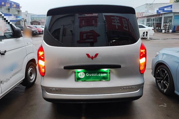 Used Wuling Hongguang New Energy 2024 All-Electric Model 300KM Standard Version Rear
