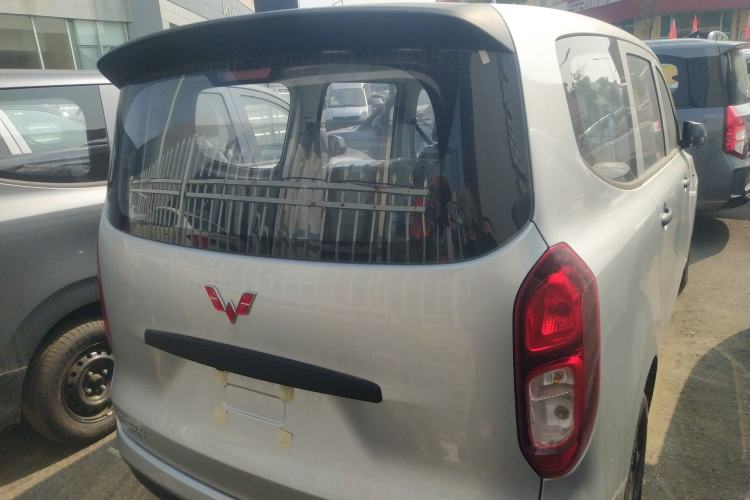 Used Wuling Hongguang New Energy 2024 All-Electric Model 300KM Standard Version Rear
