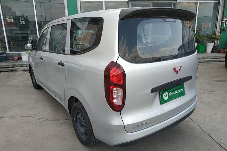Used Wuling Hongguang New Energy 2024 All-Electric Model 300KM Standard Version Rear Left 45 Deg