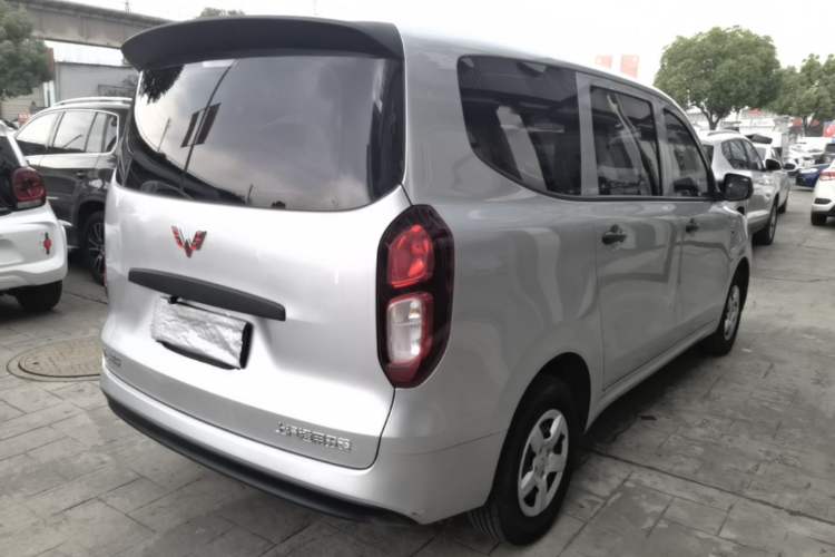 Used Wuling Hongguang New Energy 2024 All-Electric Model 300KM Practical Version Rear Right 45 Deg