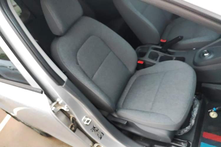 Used Wuling Hongguang New Energy 2024 All-Electric Model 300KM Standard Version Right Front Seat