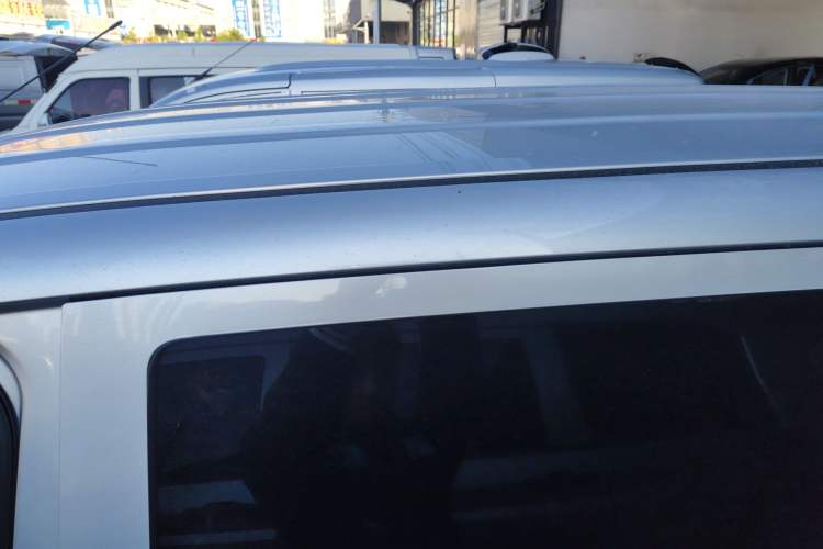 Used Wuling Hongguang New Energy 2024 All-Electric Model 300KM Practical Version Roof