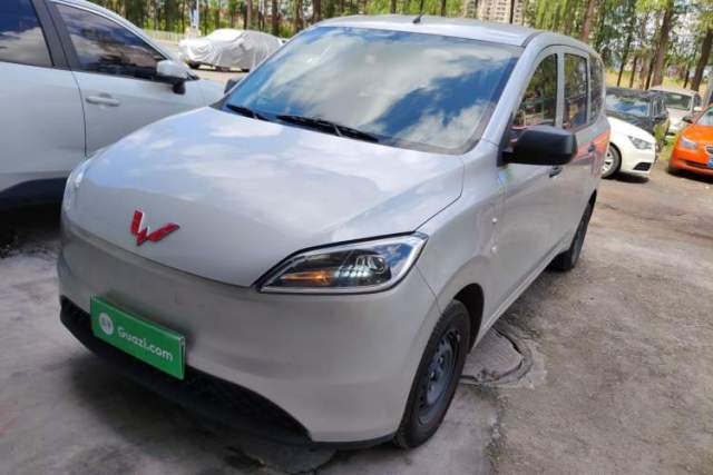 Used Wuling Hongguang New Energy 2024 All-Electric Model 300KM Practical Version