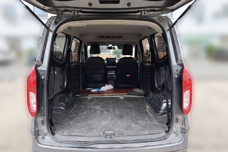 Used Wuling Hongguang New Energy 2024 All-Electric Model 300KM Standard Version Trunk